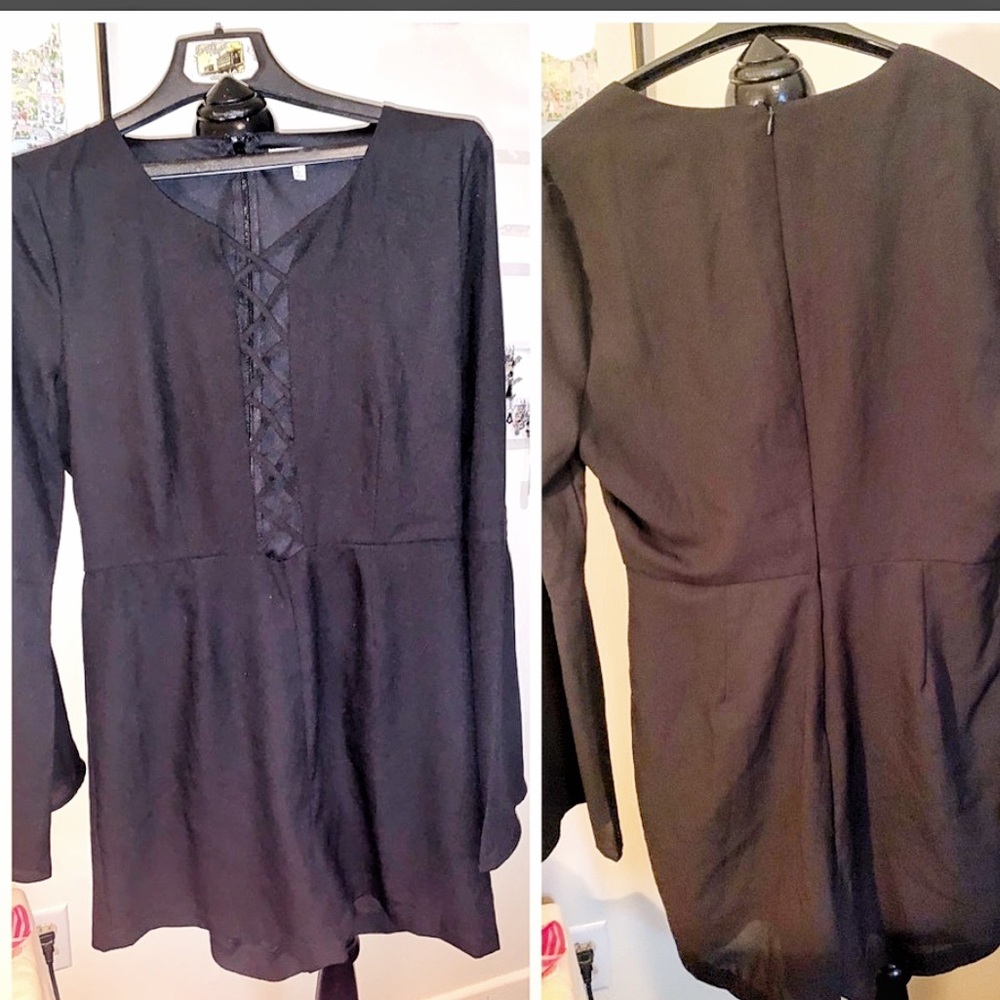 - Nwot long sleeve romper Sz L